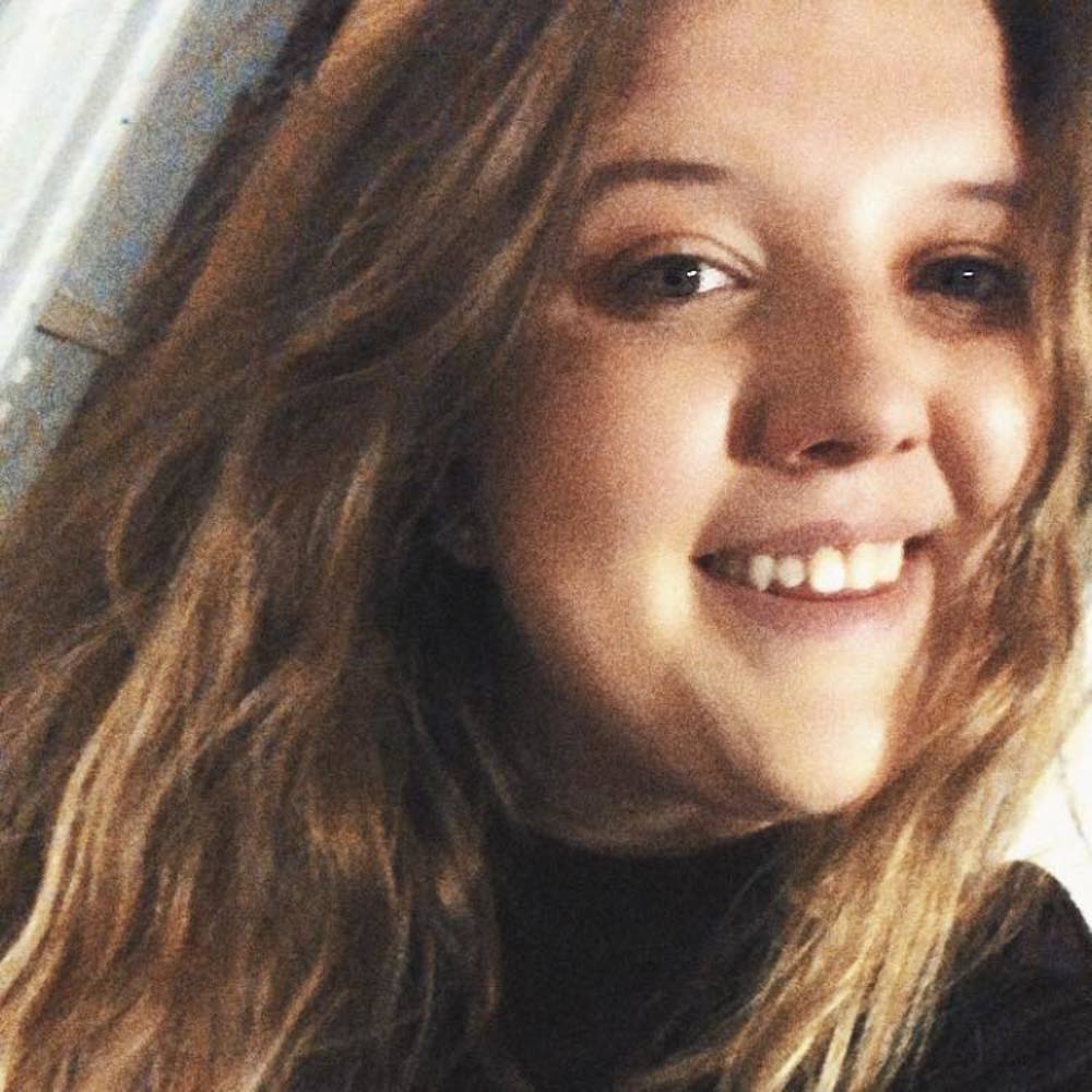 Meet your Posher, Kaytely
